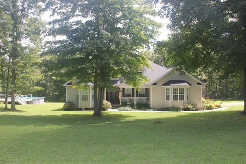 Photo of 4114 Porch Rock Road, Pikeville, TN 37367 (MLS # 1519297)