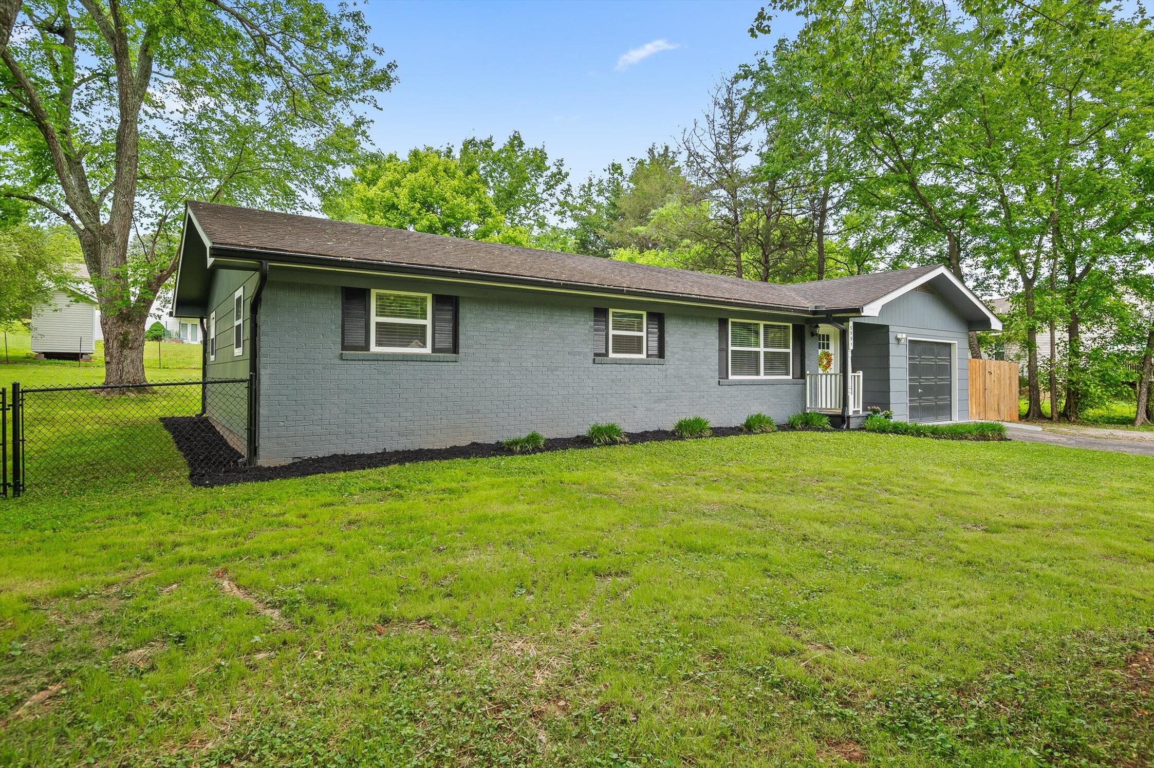 5591 Tallant Road, Ooltewah, Tennessee image 2