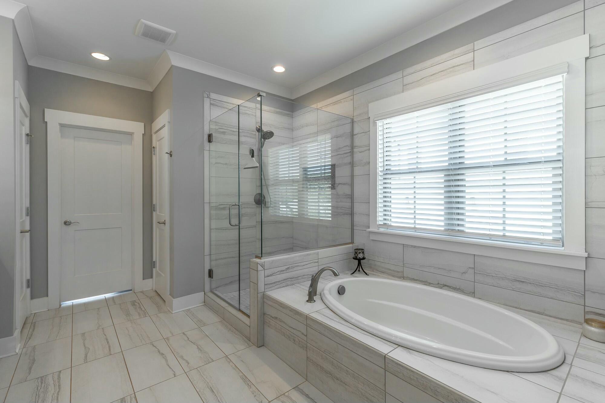 6130 Breezy Hollow Lane, Harrison, Tennessee image 29