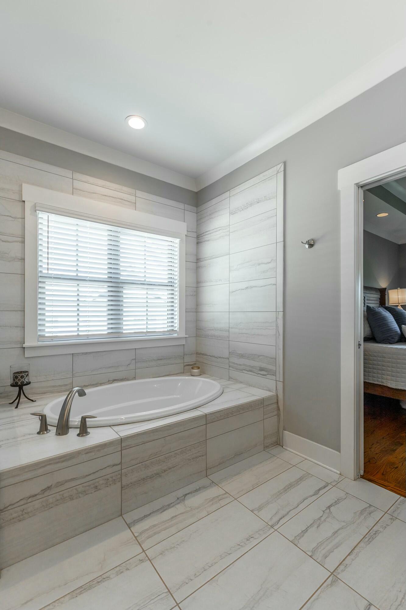 6130 Breezy Hollow Lane, Harrison, Tennessee image 35