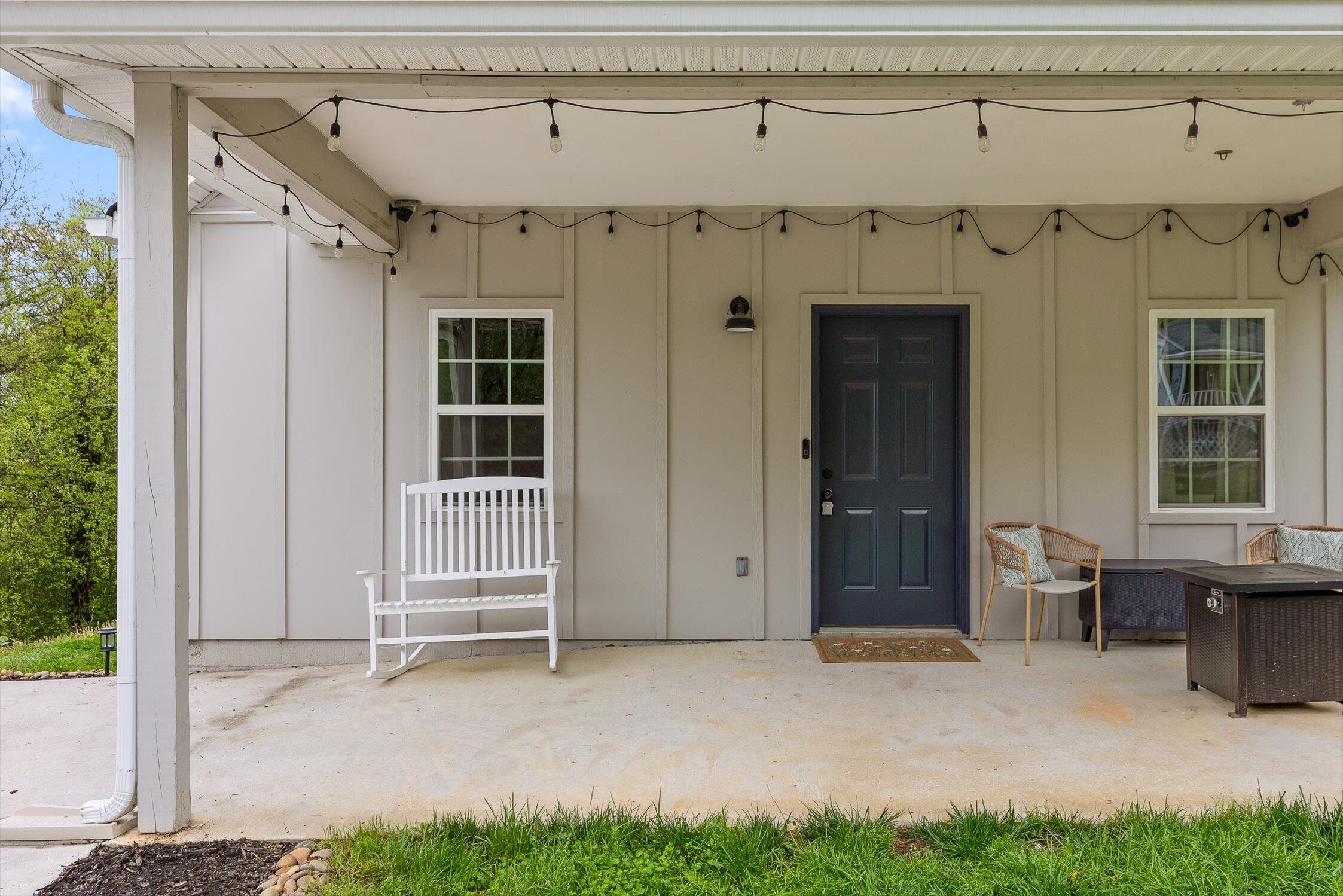 Chattanooga, Tennessee 37406, United States, 3 Bedrooms Bedrooms, ,2 BathroomsBathrooms,Residential,Contingent,105563