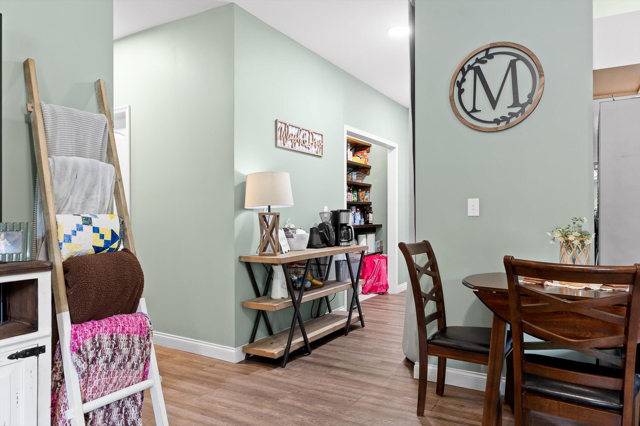 Chattanooga, Tennessee 37406, United States, 3 Bedrooms Bedrooms, ,2 BathroomsBathrooms,Residential,Contingent,105563