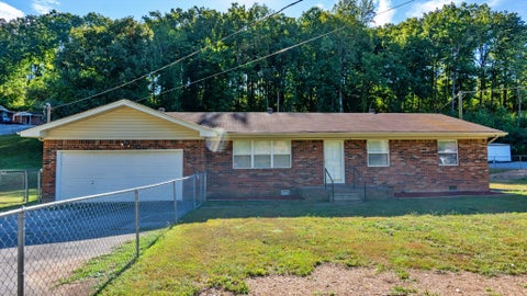 Photo of 718 Lullwater Road, Red Bank, TN 37415 (MLS # 1543684)