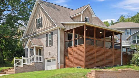 Photo of 323 Pine Ridge Road, Chattanooga, TN 37405 (MLS # 1536794)