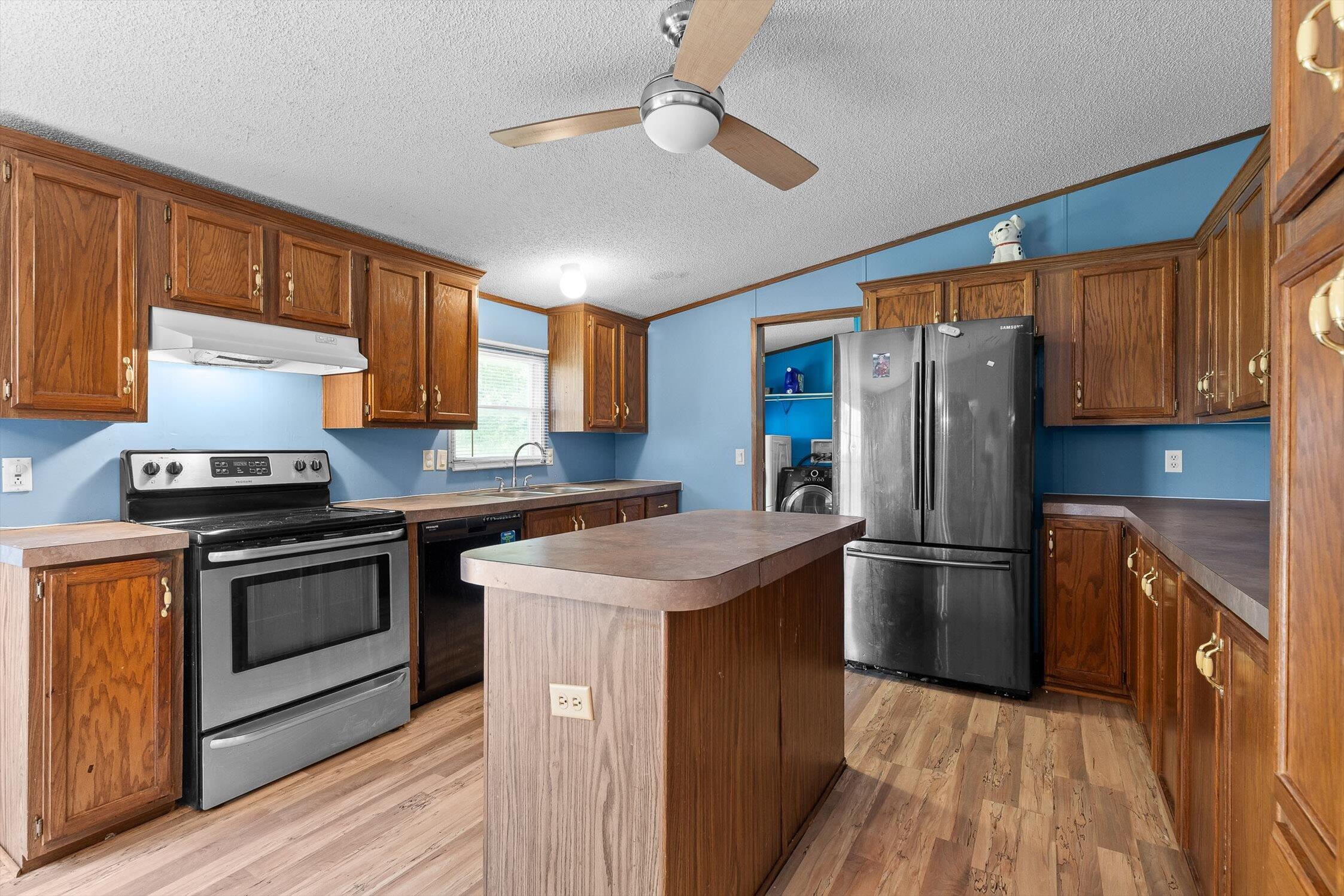 Decatur, Tennessee 37322, United States, 4 Bedrooms Bedrooms, ,2 BathroomsBathrooms,Residential,Active,194478