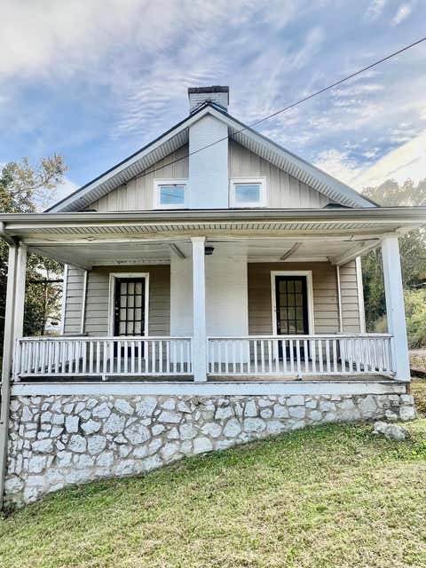Photo of 2 S Crest Road, Chattanooga, TN 37404 (MLS # 1540734)