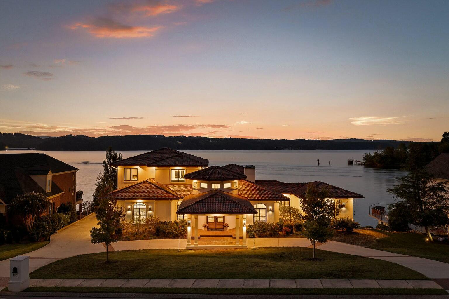 4415 Sailmaker Circle, Chattanooga, Tennessee image 1