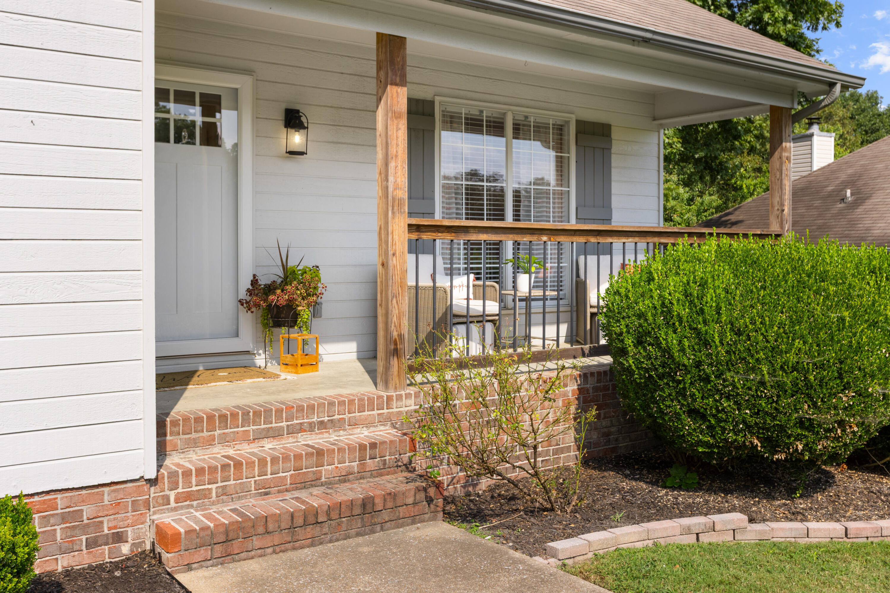 8631 Autumn Oak Lane