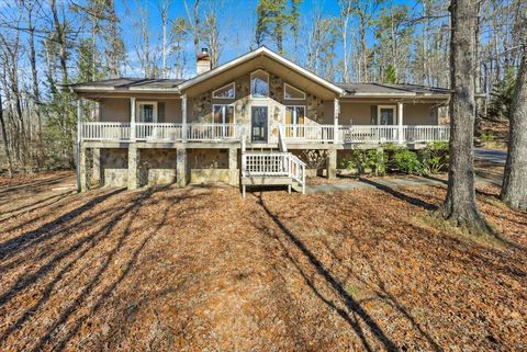 Photo of 2265 Little Bend Road, Signal Mountain, TN 37377 (MLS # 1527144)