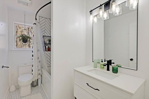 Tiny photo for 2265 Little Bend Road, Signal Mountain, TN 37377 (MLS # 1527144)