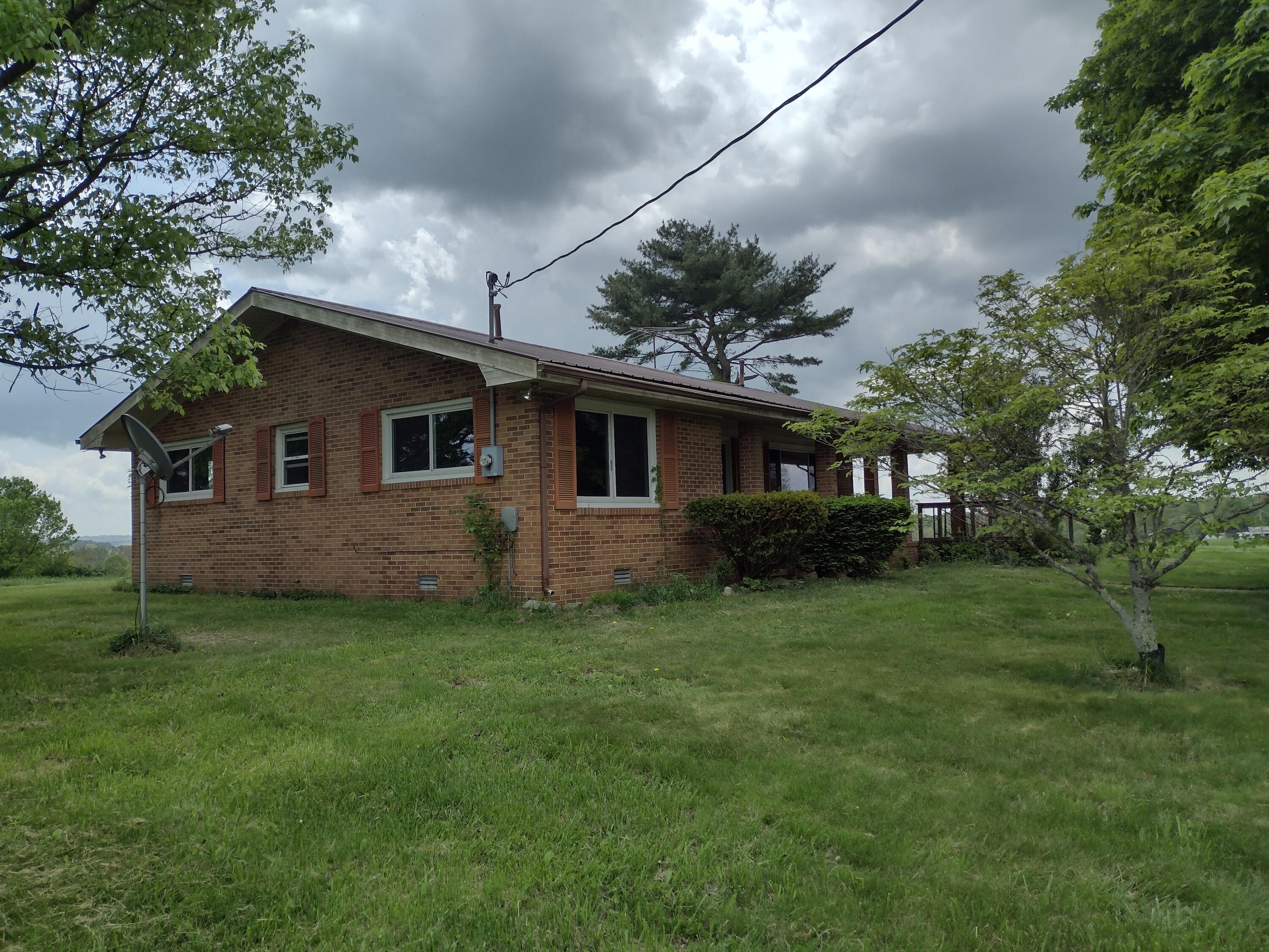 180 Jacks Branch Road, Pikeville, Tennessee image 2