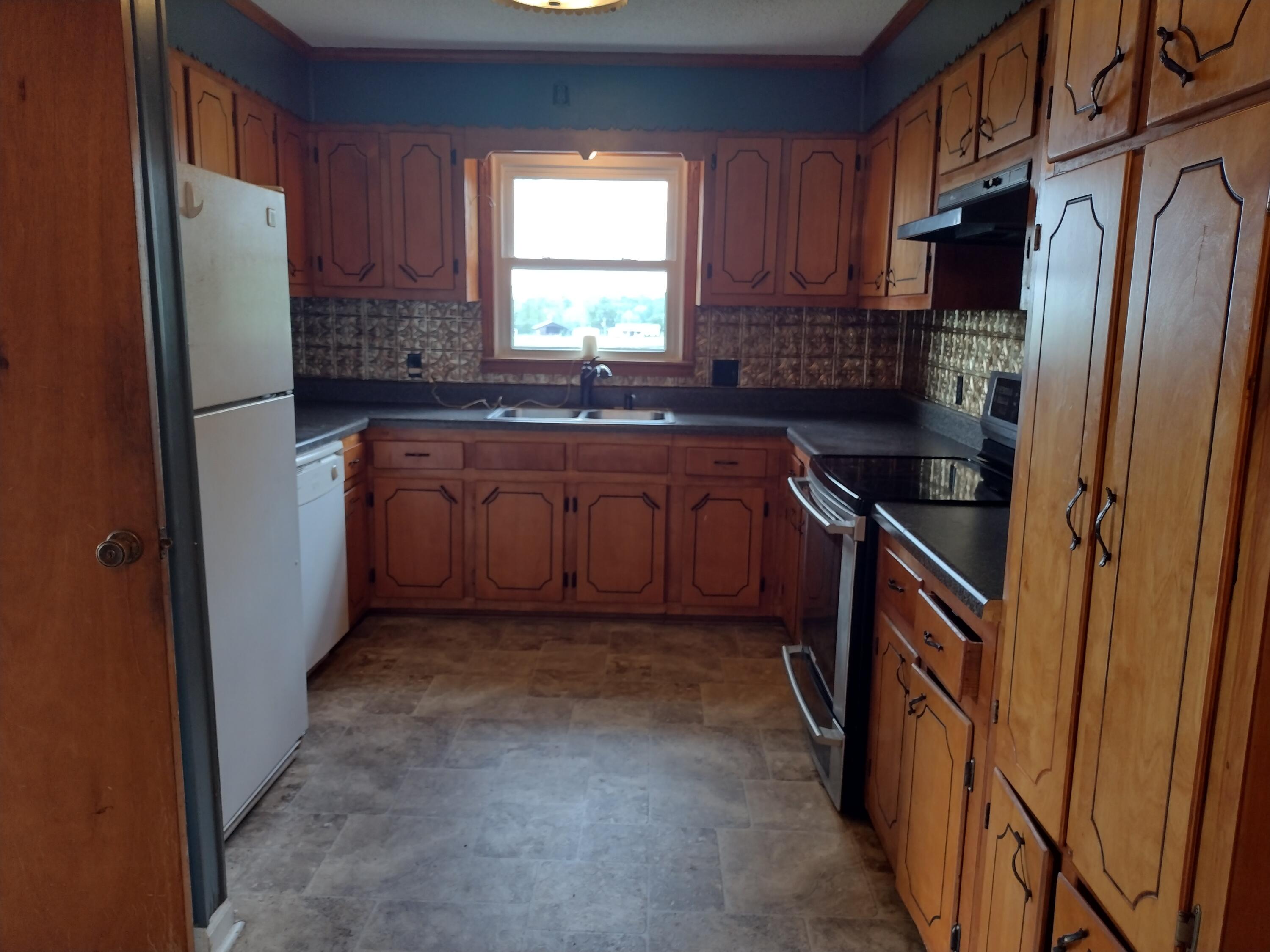 180 Jacks Branch Road, Pikeville, Tennessee image 23