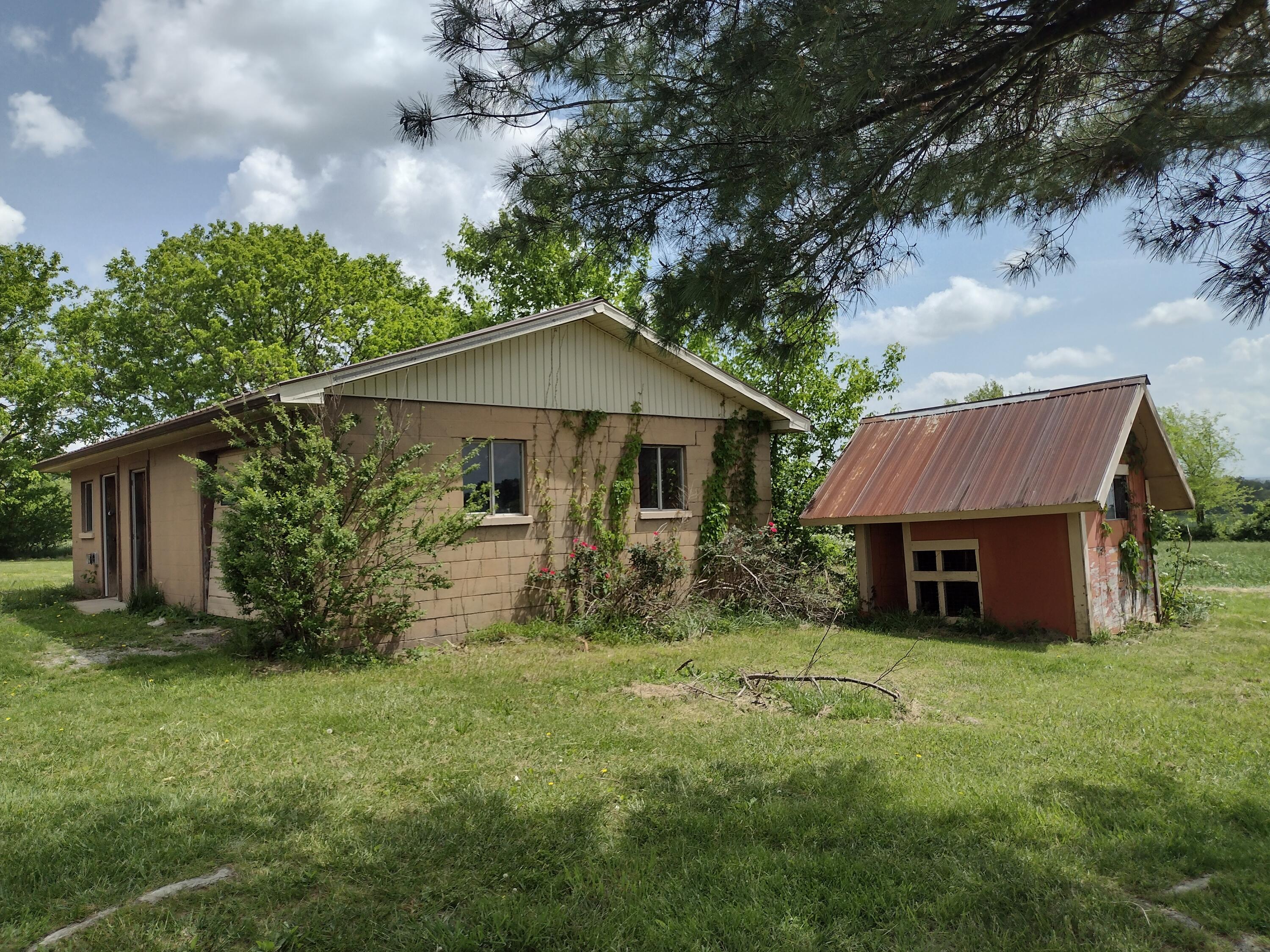 180 Jacks Branch Road, Pikeville, Tennessee image 9