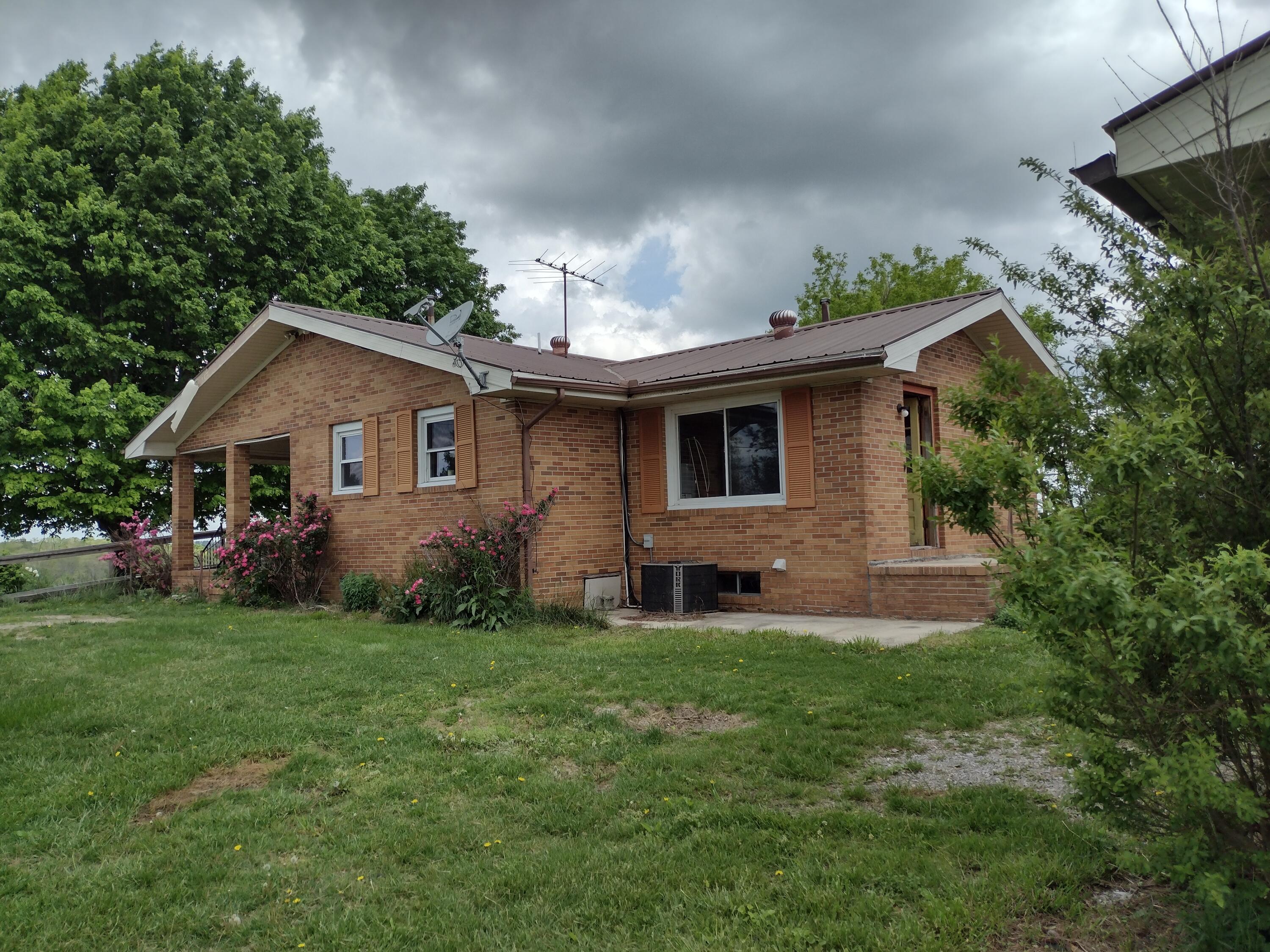 180 Jacks Branch Road, Pikeville, Tennessee image 5