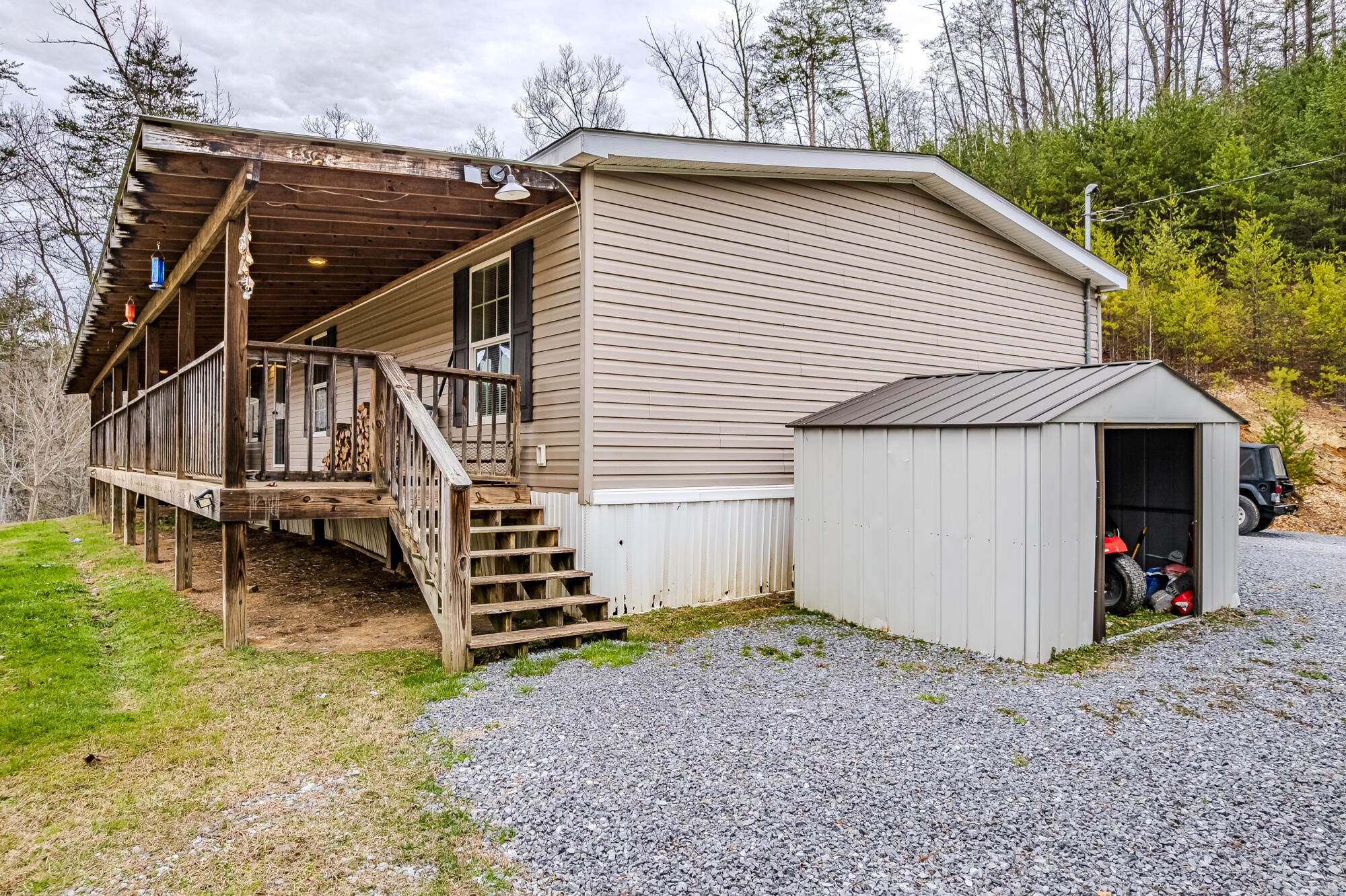 3674 Sourwood Way, Cosby, Tennessee image 30