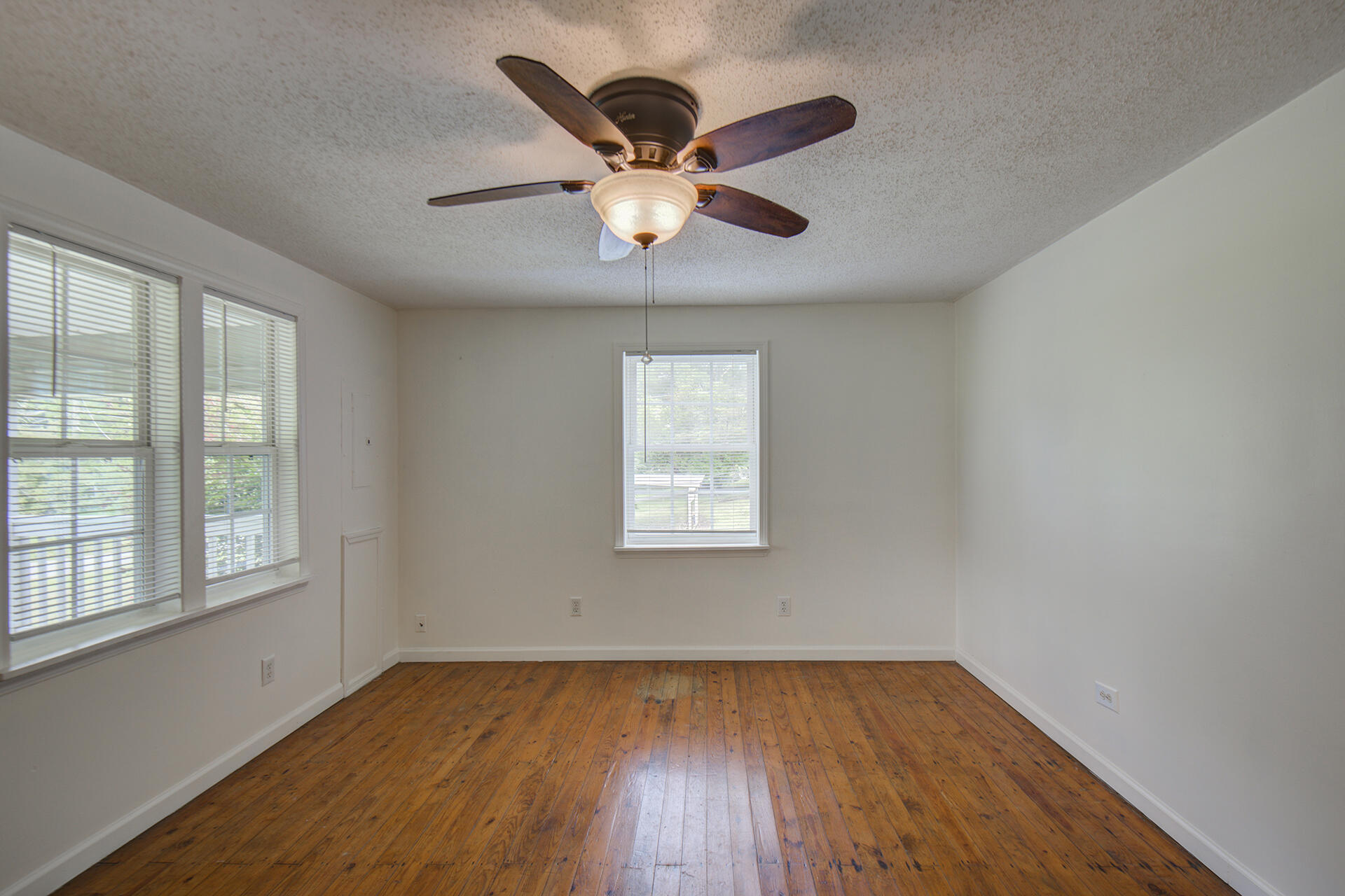 1323 N Long Hollow Road