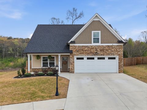 Photo of 5102 Oop Road, Chattanooga, TN 37416 (MLS # 1531432)