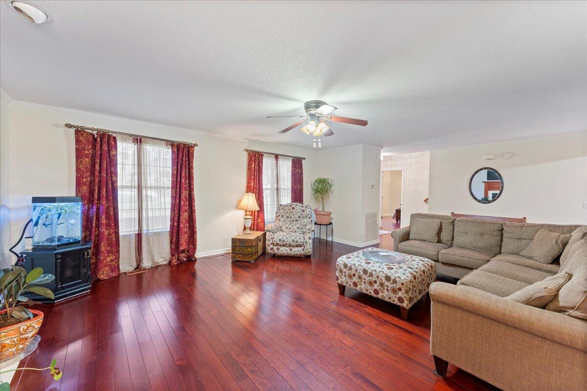 8928 Brookhill Drive, Hixson, Tennessee image 9