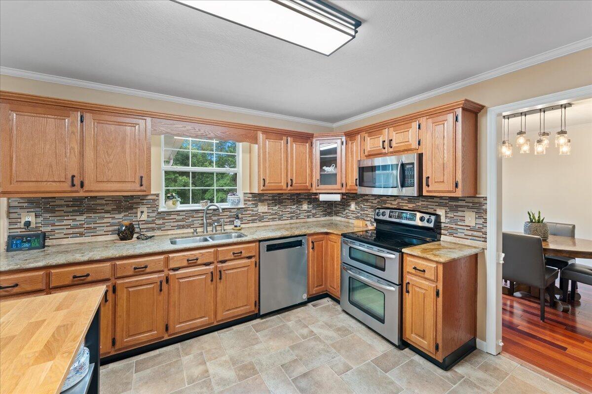8928 Brookhill Drive, Hixson, Tennessee image 13