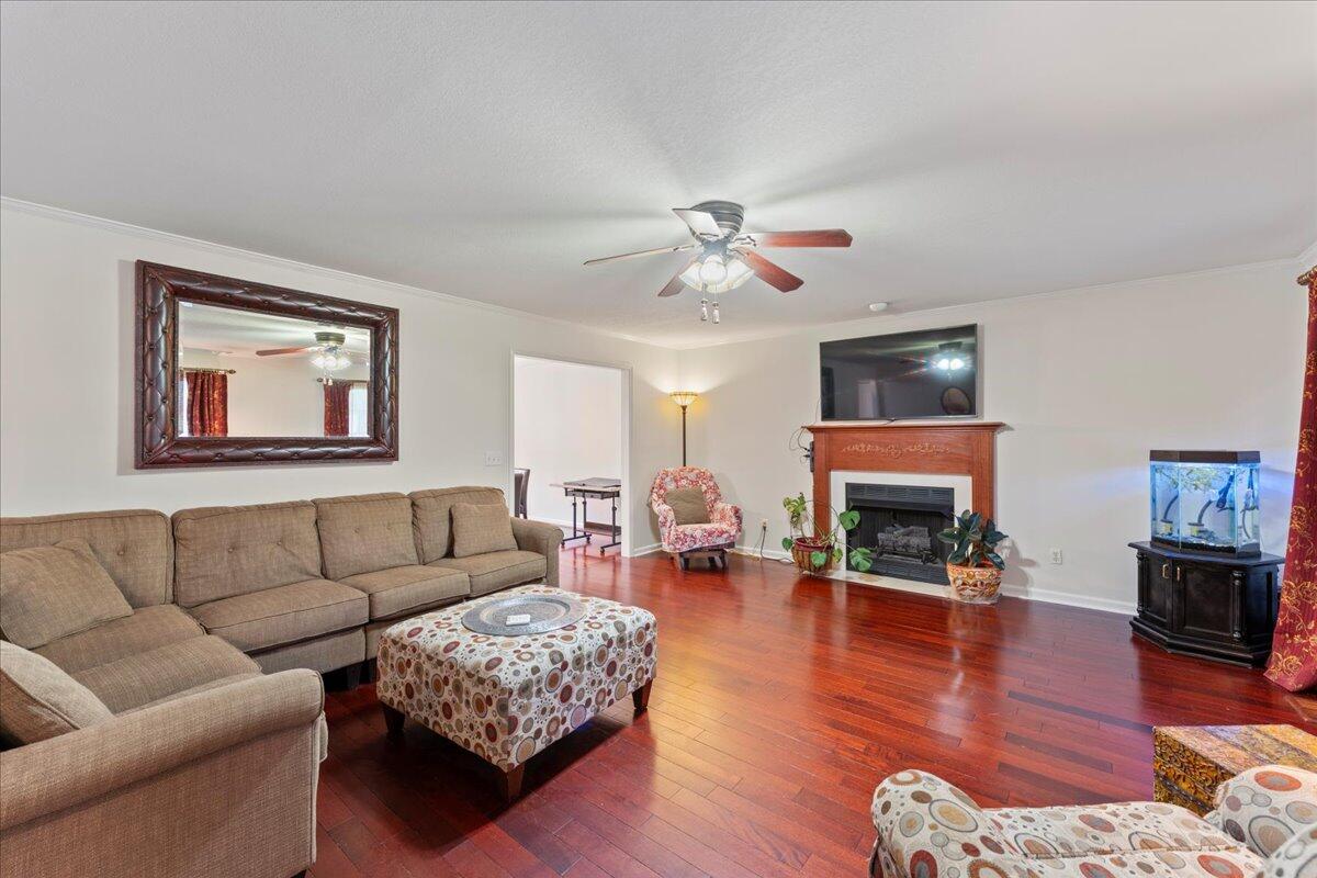 8928 Brookhill Drive, Hixson, Tennessee image 8