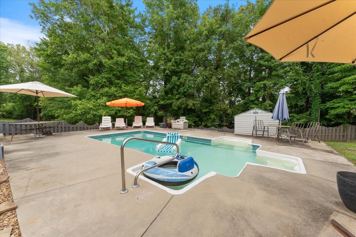 8928 Brookhill Drive, Hixson, Tennessee image 50