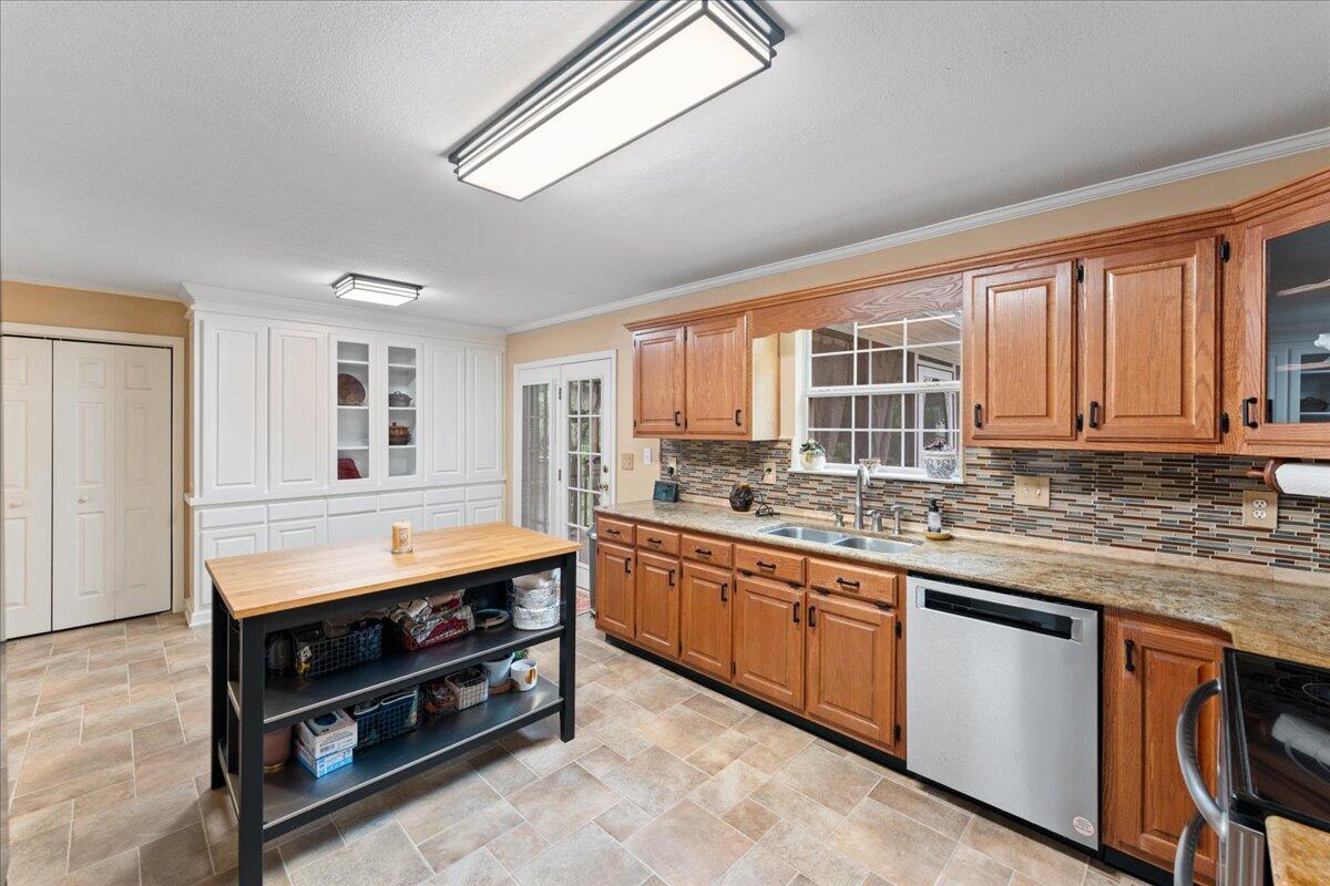8928 Brookhill Drive, Hixson, Tennessee image 15
