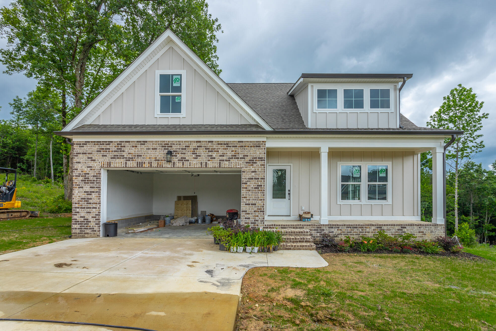130 Cascade Drive, Rossville, Georgia image 3