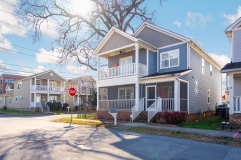 Photo of 102 W 19th Street, Chattanooga, TN 37408 (MLS # 1543748)
