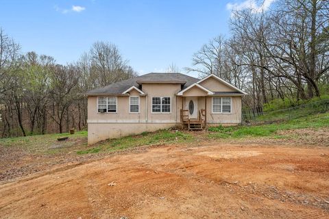 112 Raymond Lane Rossville GA 30741