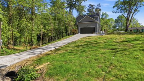 Photo of 225 Sweetland Drive, Chattanooga, TN 37415 (MLS # 1529943)