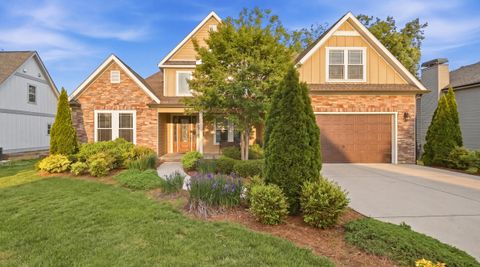 Photo of 2238 Peterson Drive, Chattanooga, TN 37421 (MLS # 1533972)