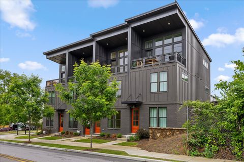 Photo of 724 Belletrace Circle, Chattanooga, TN 37405 (MLS # 1533686)
