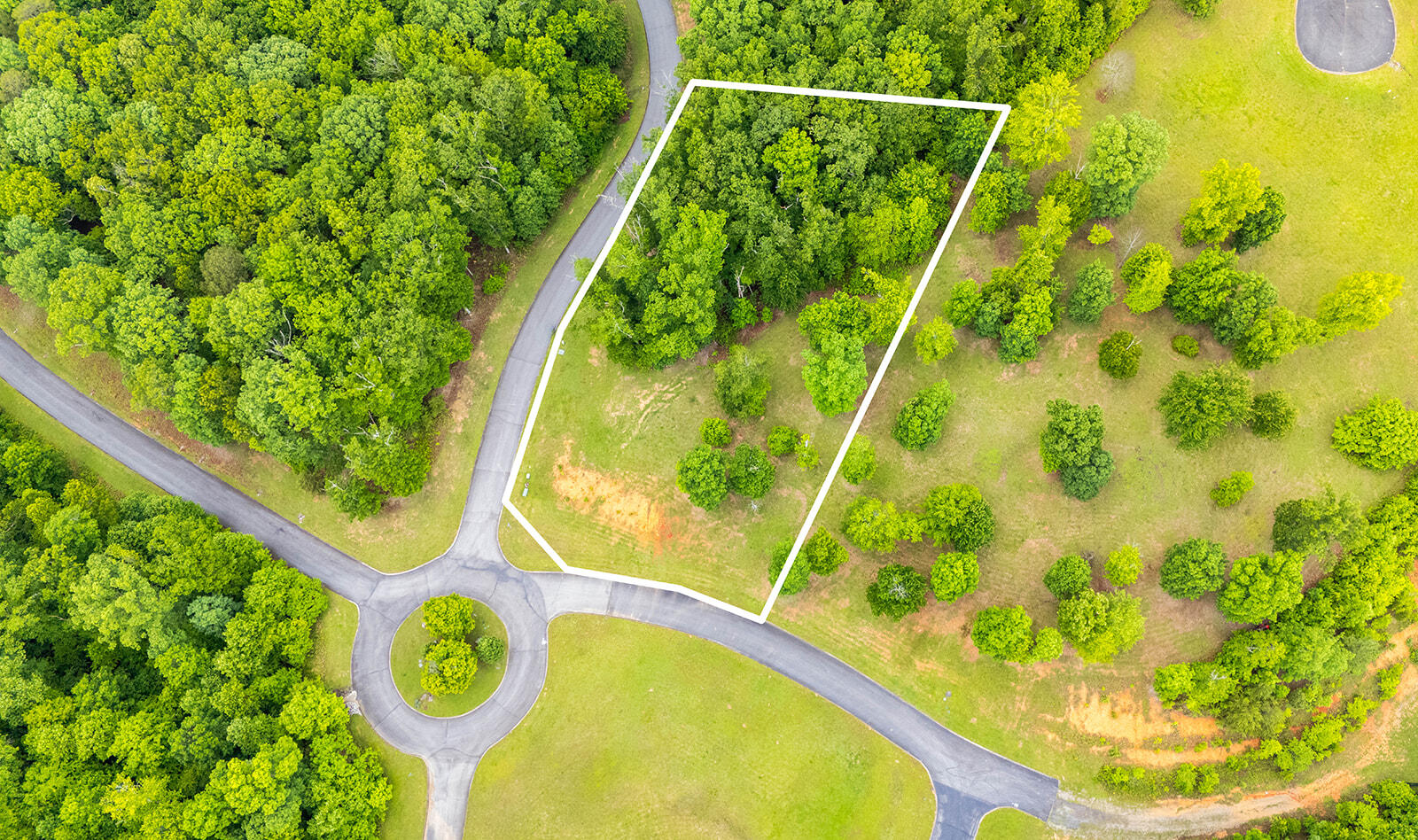 415 Rivermyst Drive, Spring City, Tennessee image 2