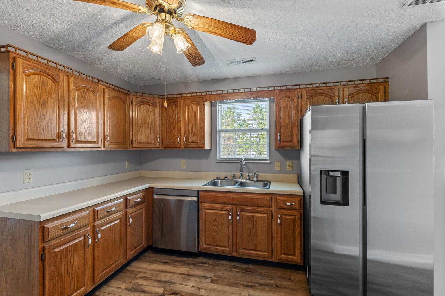 2412 Colonial Drive, Athens, Tennessee image 12