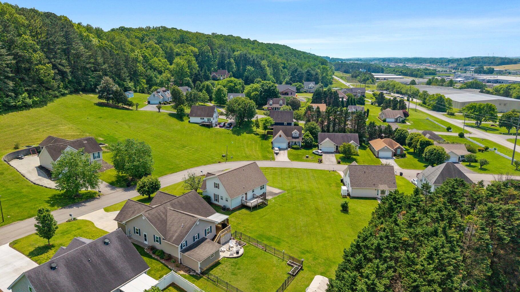 2412 Colonial Drive, Athens, Tennessee image 36