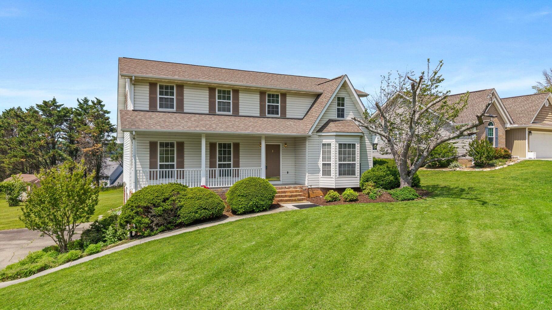 2412 Colonial Drive, Athens, Tennessee image 2