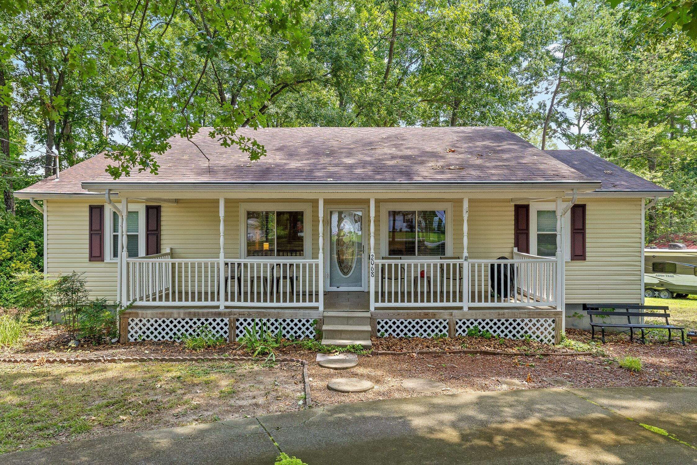 Tunnel Hill, Georgia 30755, United States, 3 Bedrooms Bedrooms, ,2 BathroomsBathrooms,Residential,Active,170908