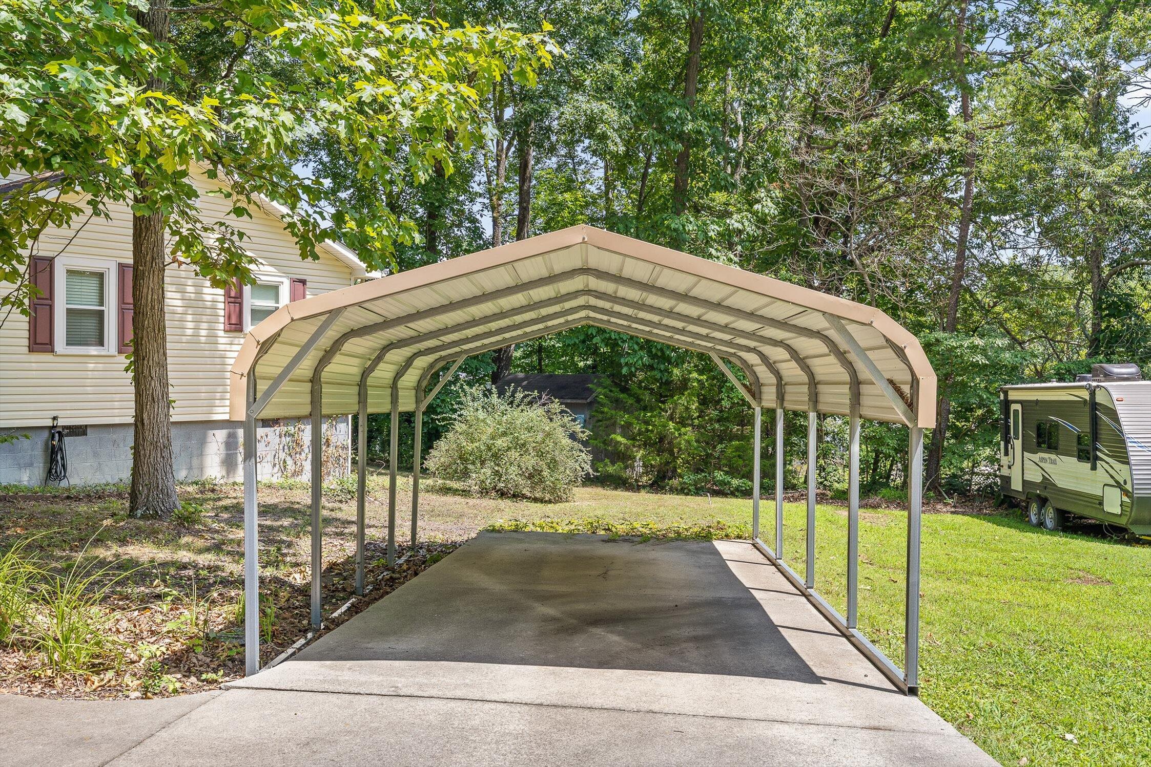 Tunnel Hill, Georgia 30755, United States, 3 Bedrooms Bedrooms, ,2 BathroomsBathrooms,Residential,Active,170908