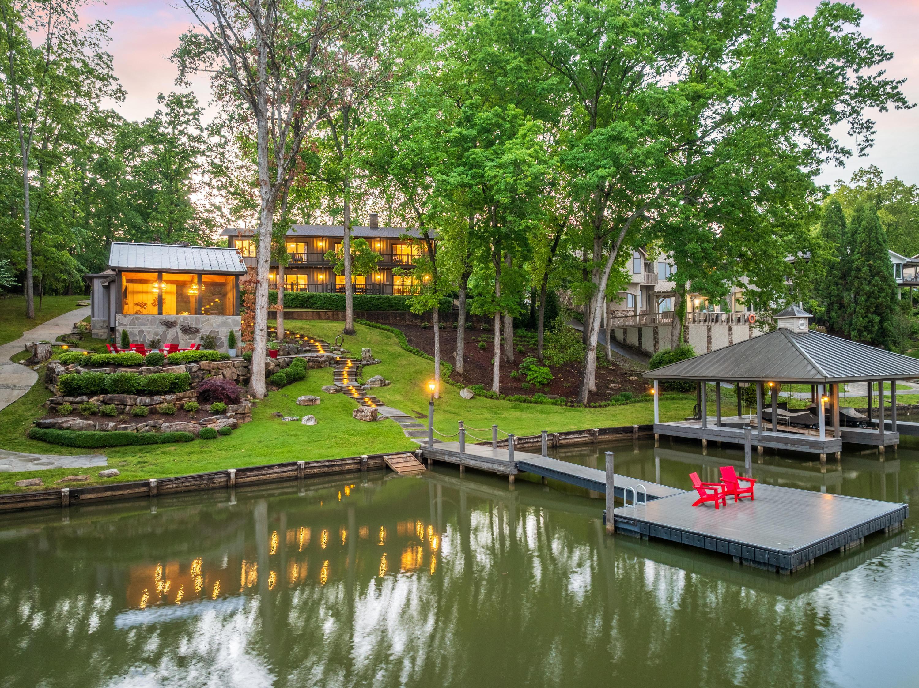 8110 Pierpoint Drive, Harrison, Tennessee image 1