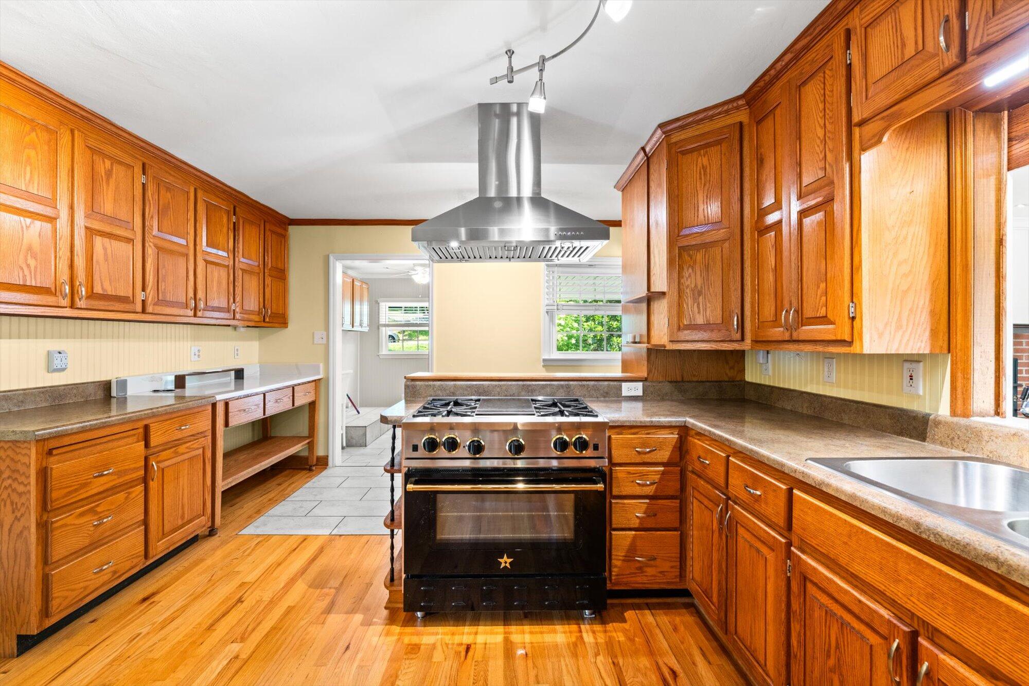 1218 Woodward Park, Athens, Tennessee image 10