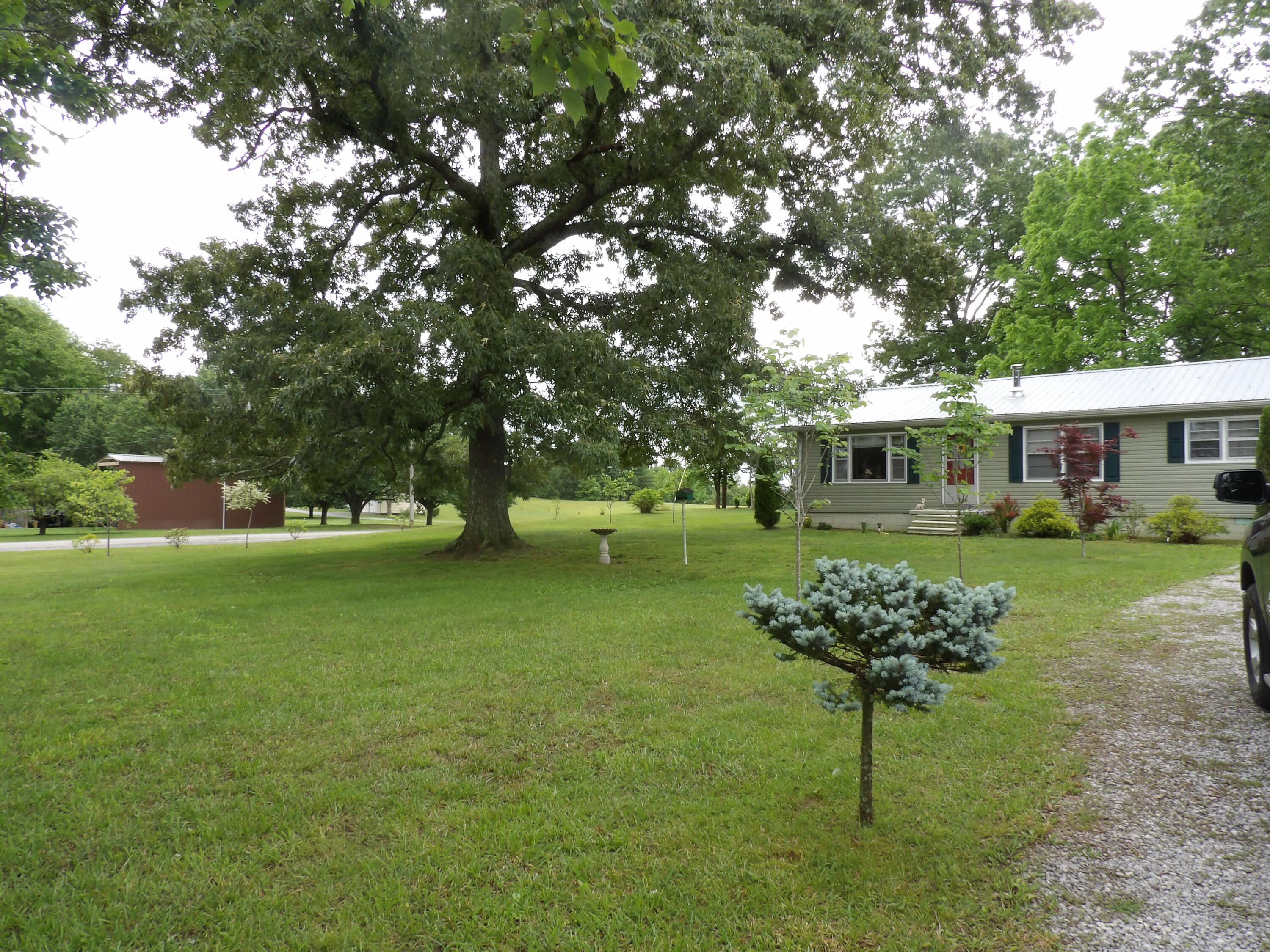 634 Bellvue Circle, Spencer, Tennessee image 2