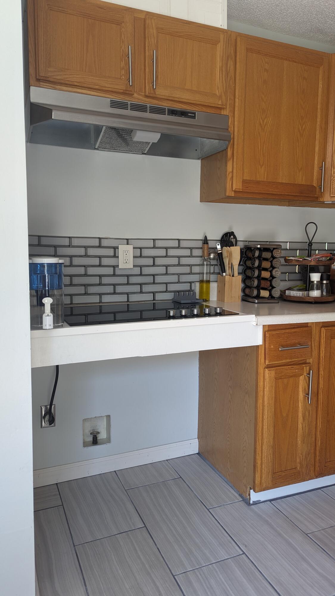 Rossville, Georgia 30741, United States, 4 Bedrooms Bedrooms, ,2 BathroomsBathrooms,Residential,Active,230330