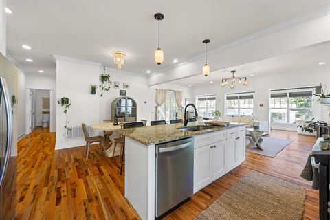 Tiny photo for 1031 Dartmouth Street, Chattanooga, TN 37405 (MLS # 1529488)