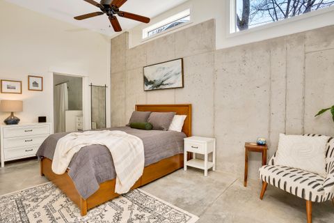 Tiny photo for 1031 Dartmouth Street, Chattanooga, TN 37405 (MLS # 1529488)