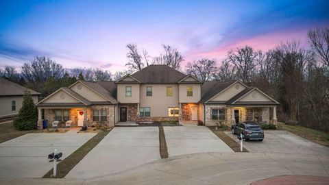Photo of 1864 Gate Tower Way NE, Cleveland, TN 37312 (MLS # 1527017)