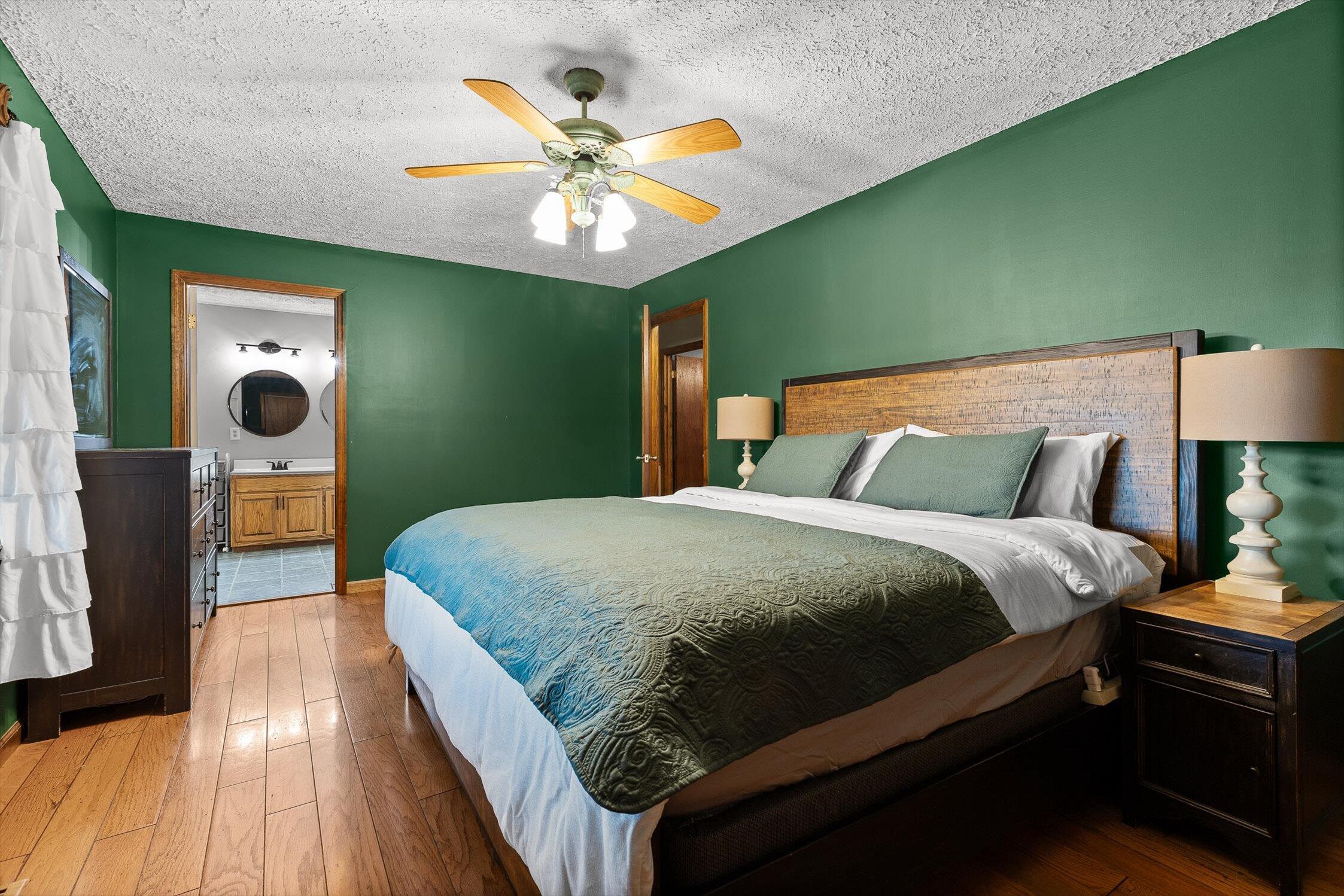 Dunlap, Tennessee 37327, United States, 3 Bedrooms Bedrooms, ,2 BathroomsBathrooms,Residential,Active,242769