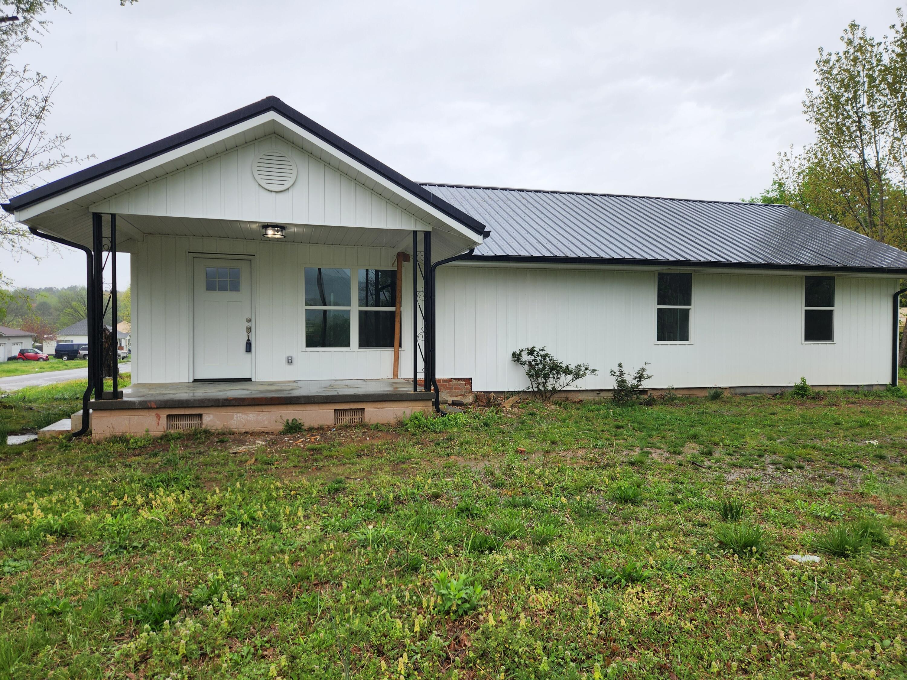 185 Carolina Avenue, Delano, Tennessee image 2