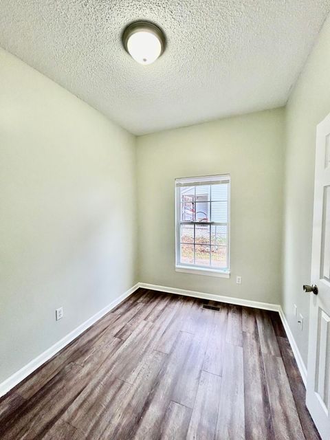 Tiny photo for 2315 Wheeler Avenue, Chattanooga, TN 37406 (MLS # 1527034)