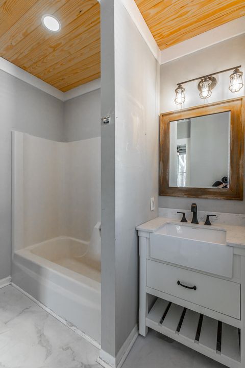 Tiny photo for 407 Colville Street, Chattanooga, TN 37405 (MLS # 1521911)