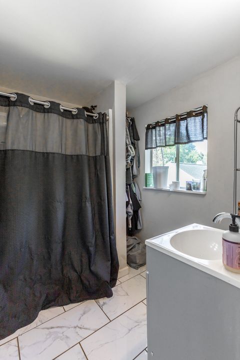 Tiny photo for 407 Colville Street, Chattanooga, TN 37405 (MLS # 1521911)